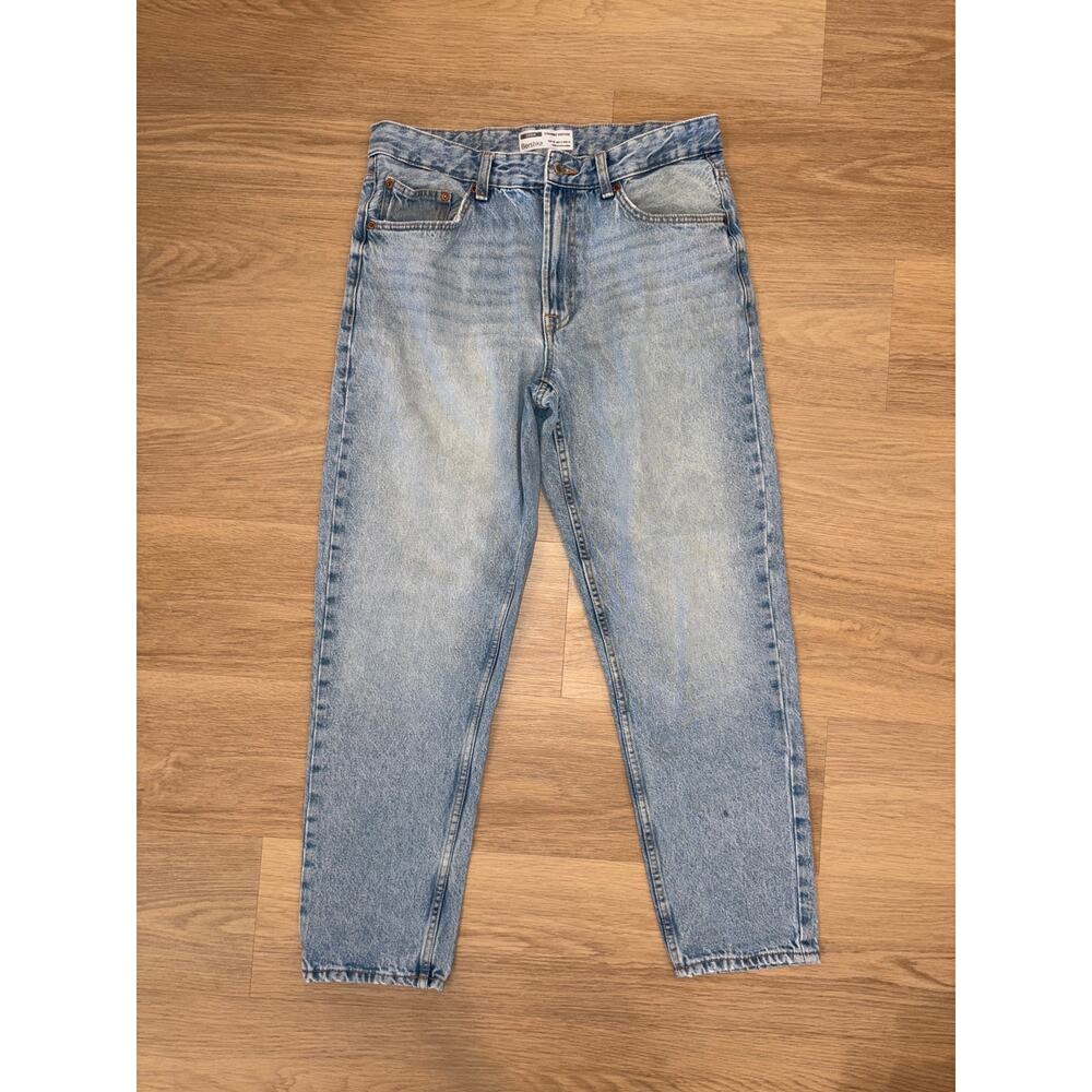 Bershka light wash denim straight vintage us size 31